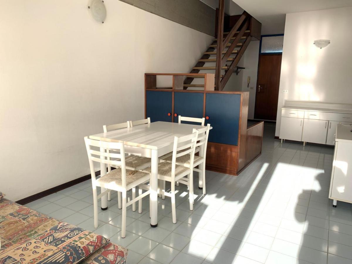 Residence Penelope - Walterigato Apartments Solo Per Famiglie 利多迪迪耶索洛 外观 照片