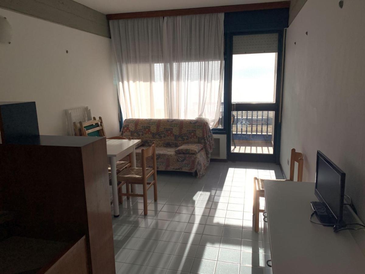 Residence Penelope - Walterigato Apartments Solo Per Famiglie 利多迪迪耶索洛 外观 照片